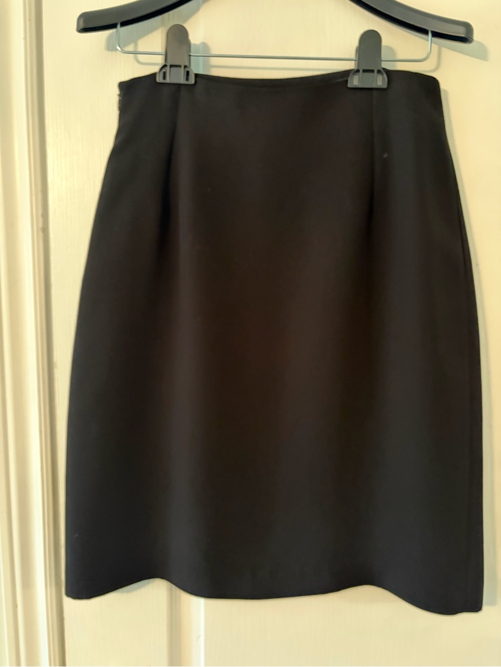 Caroll Paris Women's Black Pencil Skirt — Sleek Office Essential